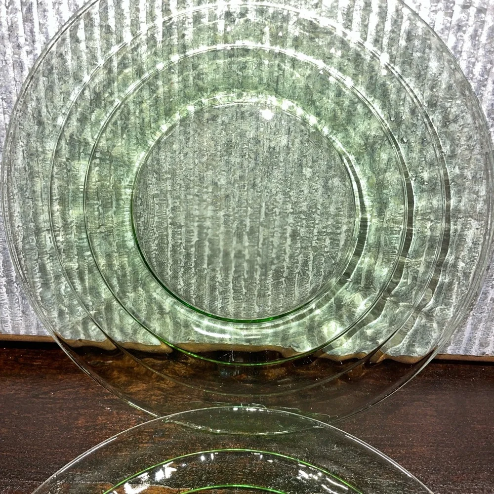 2 Vintage Anchor Hocking Dining Vaseline Optic Green Uranium 8